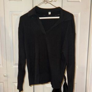 Uniqlo Charcoal Knit Sweater